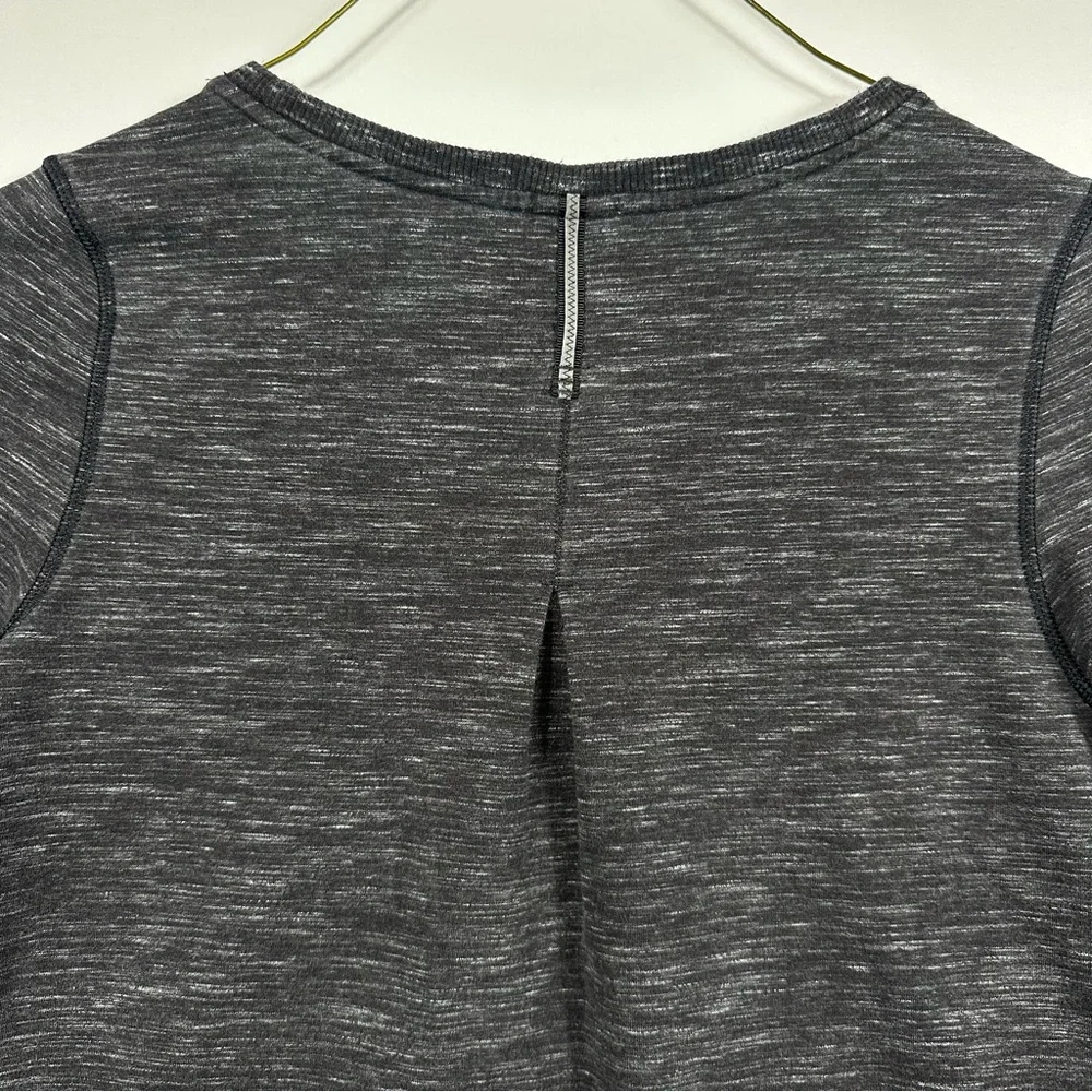 lululemon athletica Heathered Gray Women's Pull Over Sweater Size 8 - Picture 4 of 8
